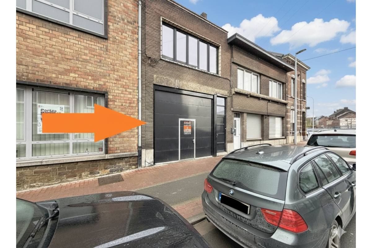 Commerce à louer à Châtelet 6200 795.00€  chambres 120.00m² - annonce 681563