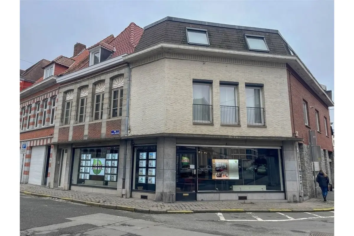 Commerce à louer à Tournai 7500 1200.00€  chambres m² - annonce 681354