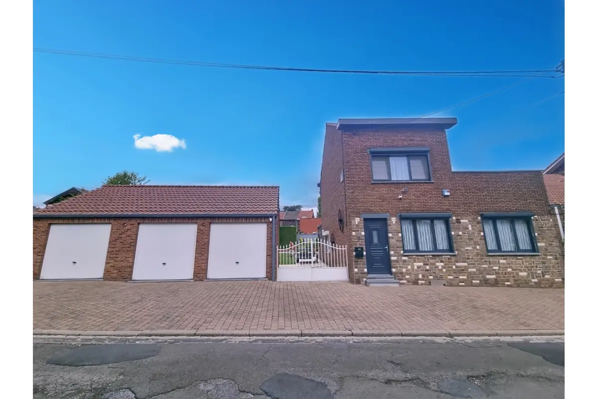 Maison à vendre à Montignies-sur-Sambre 6061 0.00€ 3 chambres 148.00m² - annonce 683310