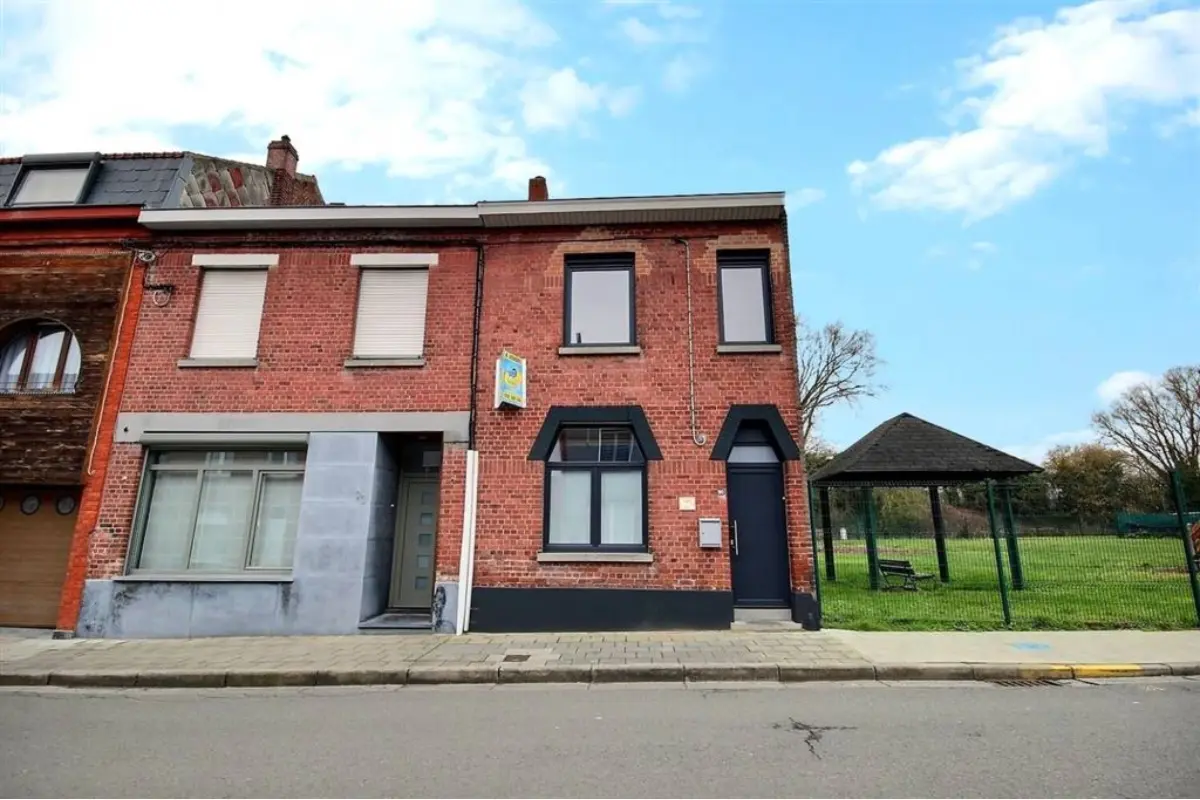 Maison à vendre à Mouscron 7700 155000.00€ 2 chambres 125.00m² - annonce 682856