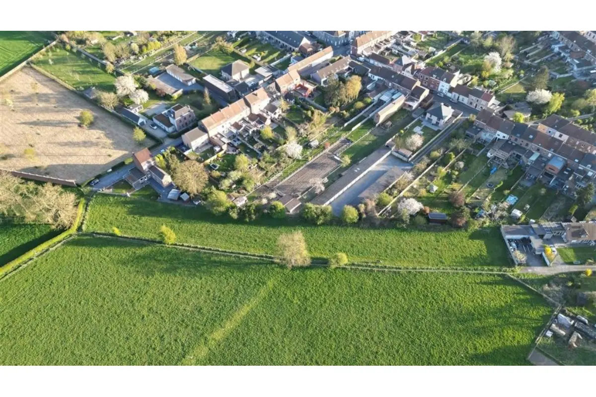 Maison à vendre à Ere 7500 0.00€  chambres m² - annonce 682835