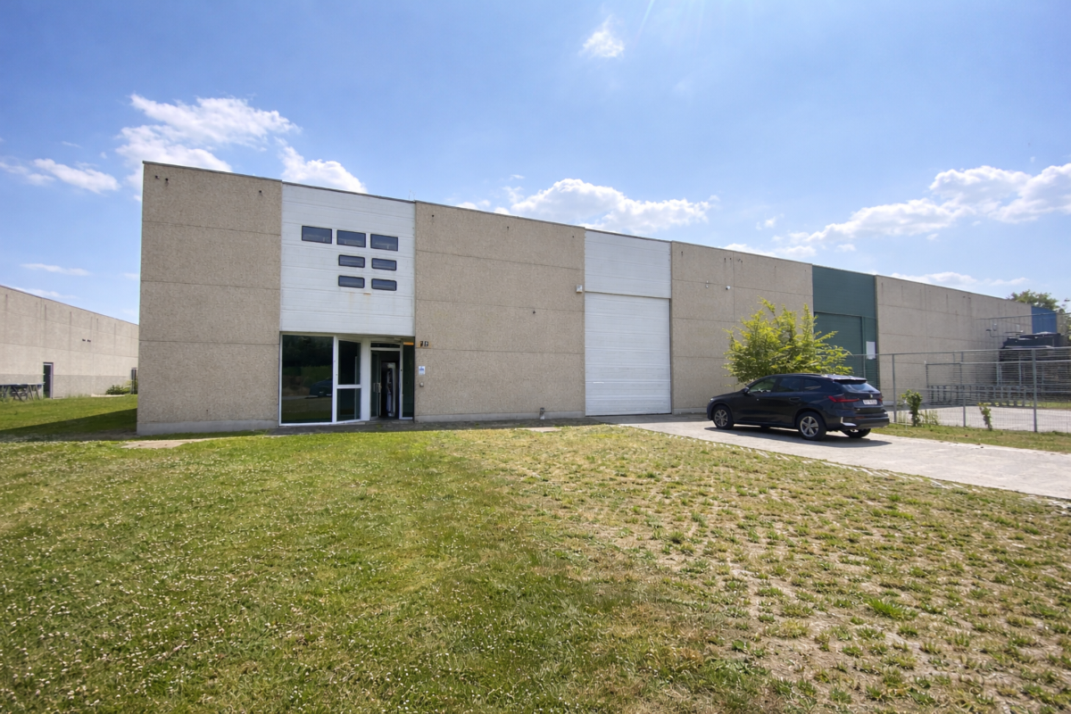 Commerce à vendre à Ghislenghien 7822 495000.00€  chambres 520.00m² - annonce 684351