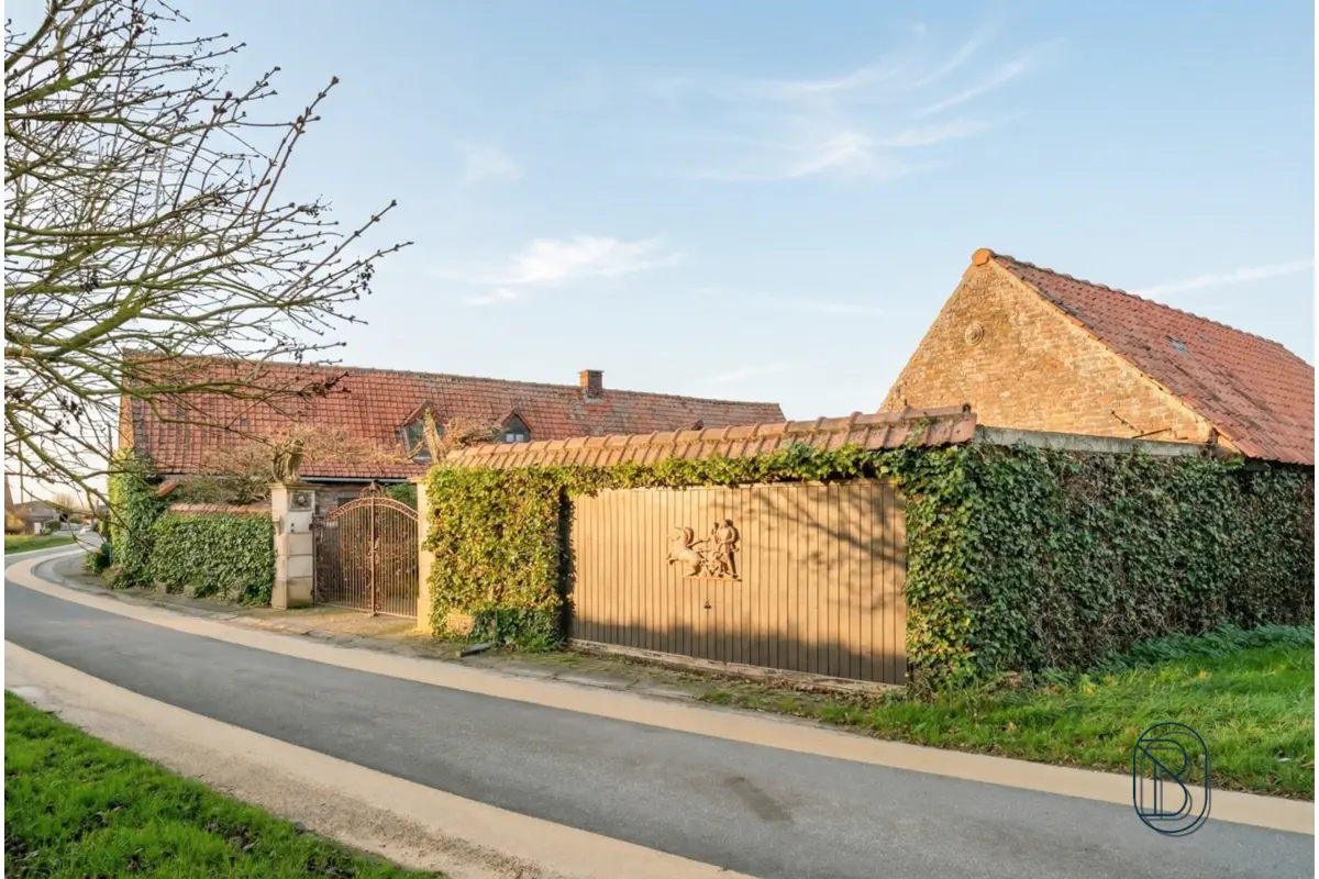 Bungalow à vendre à Buissenal 7911 435000.00€ 4 chambres 256.00m² - annonce 685091