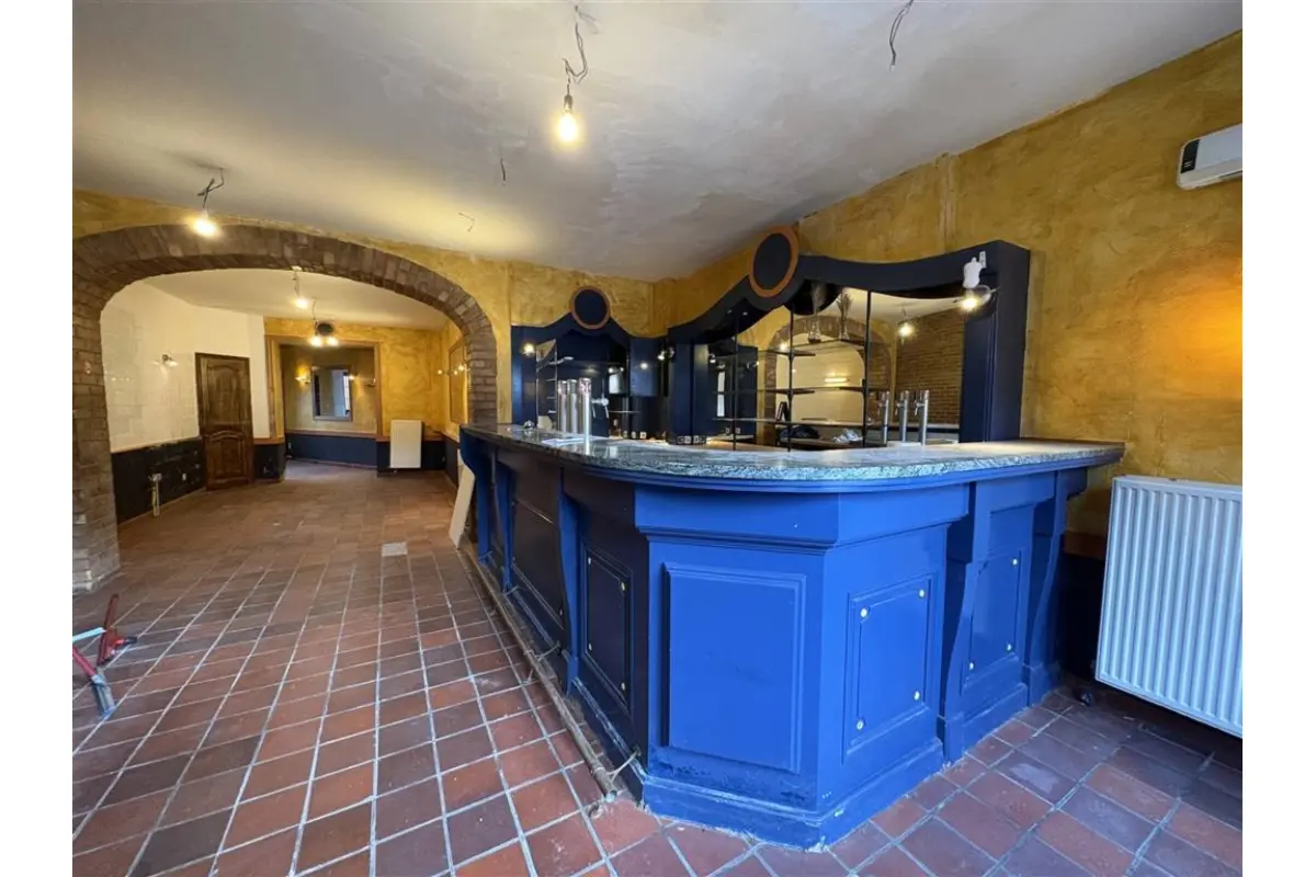 Commerce à louer à Péruwelz 7600 800.00€  chambres 64.00m² - annonce 685792
