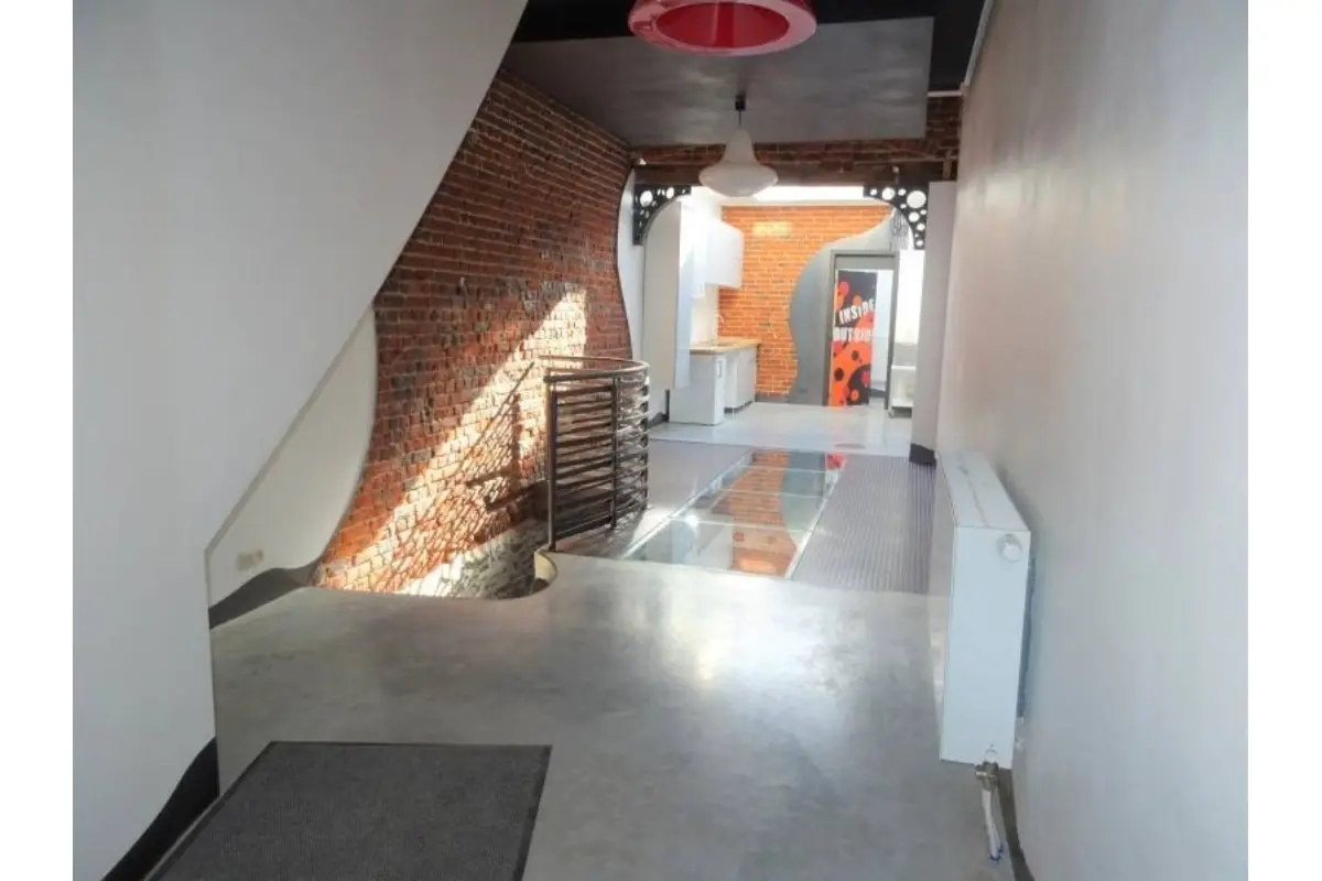 Appartement à  à Tournai 7500 650.00€ 1 chambres 60.00m² - annonce 686456