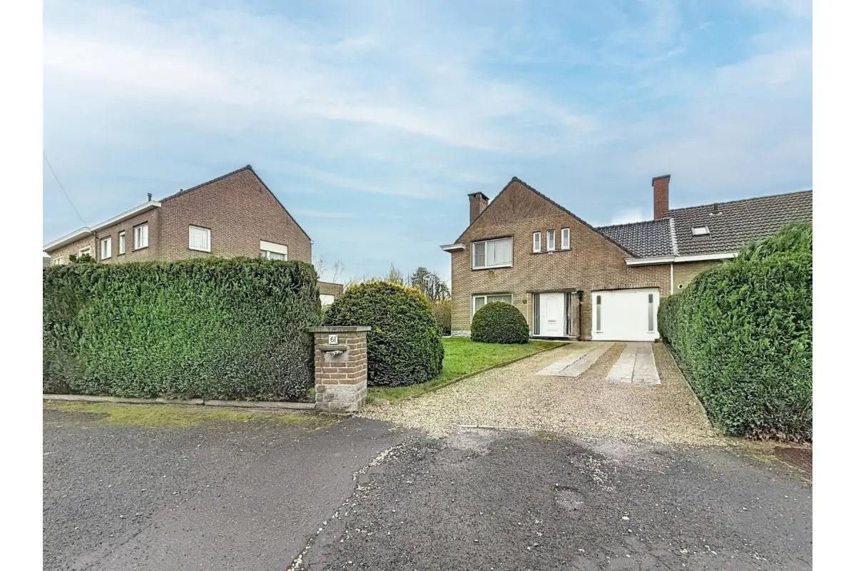 Maison à vendre à Mouscron 7700 299000.00€ 3 chambres 240.00m² - annonce 687773