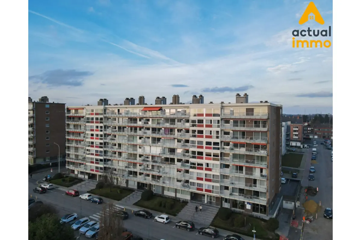 Appartement à  à La Louvière 7100 150000.00€ 2 chambres 95.00m² - annonce 688296