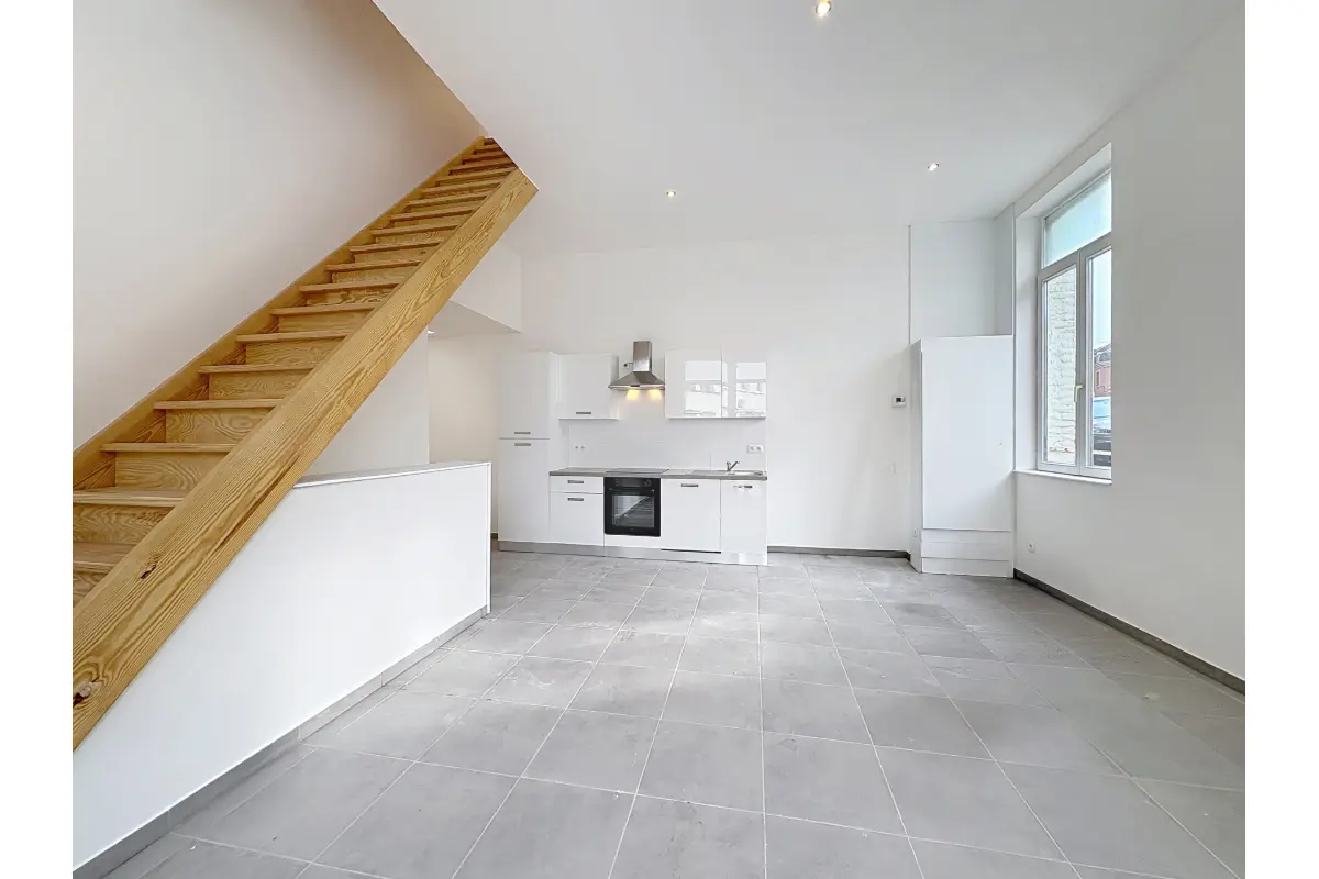 Maison à louer à Tournai 7500 800.00€ 2 chambres 126.00m² - annonce 688966