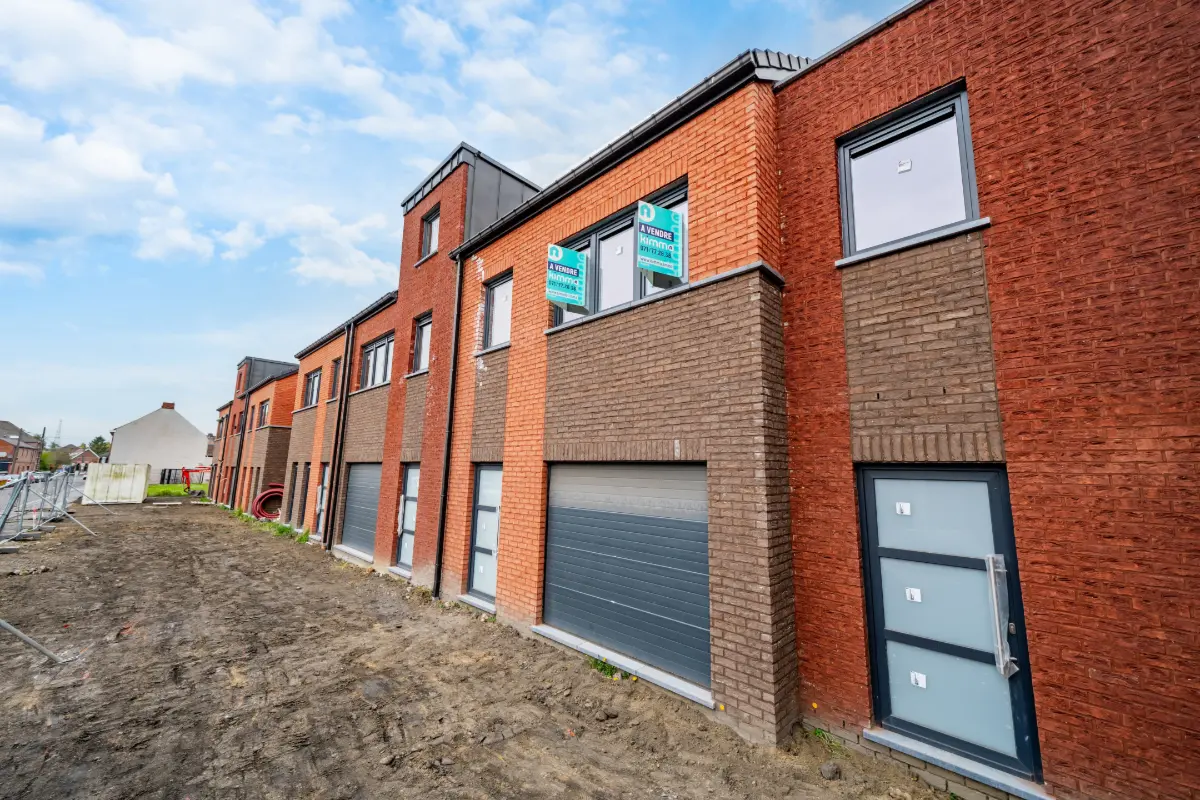 Maison à vendre à Jemappes 7012 180000.00€ 5 chambres 144.00m² - annonce 690415