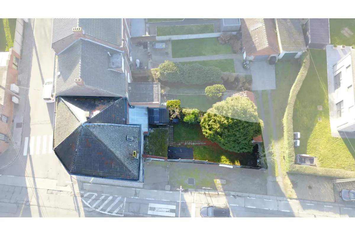 Immeuble de rapport - Immeuble à appartement à vendre à Enghien 7850 300000.00€ 4 chambres 200.00m² - annonce 691097
