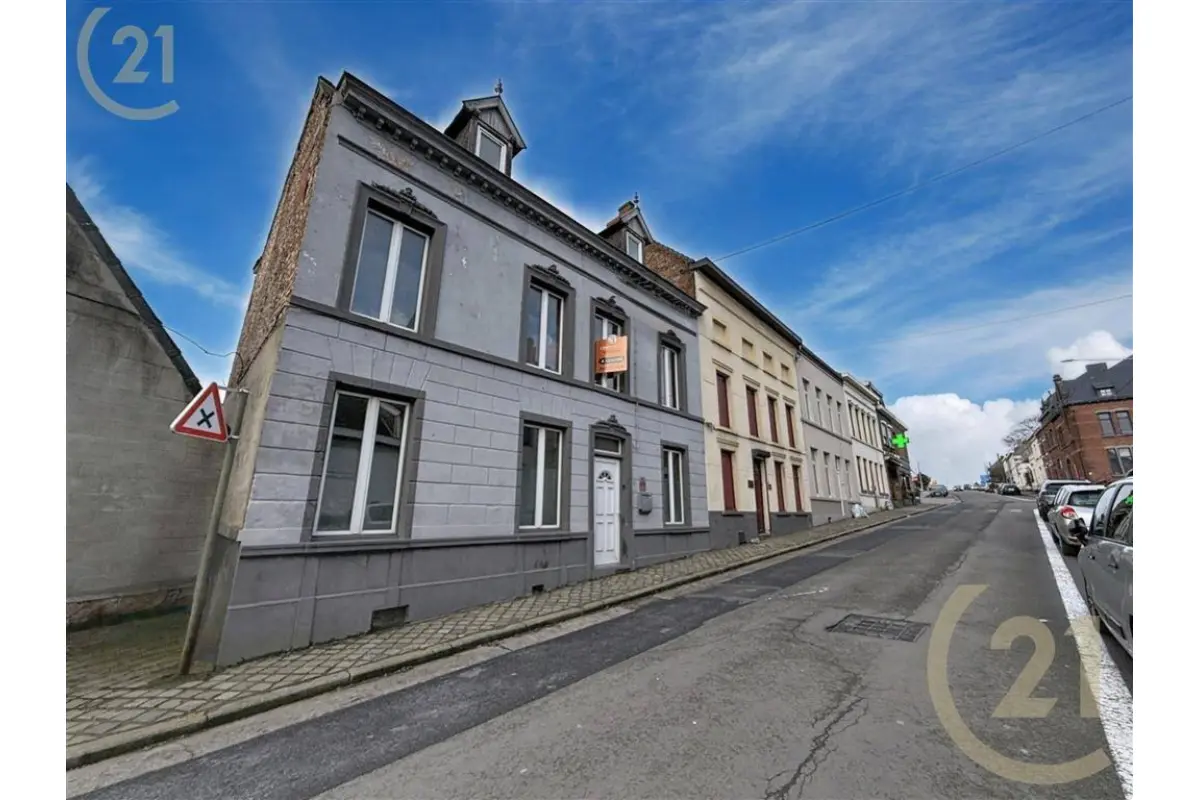 Maison à vendre à Leuze-en-Hainaut 7900 180000.00€ 5 chambres 197.00m² - annonce 691688