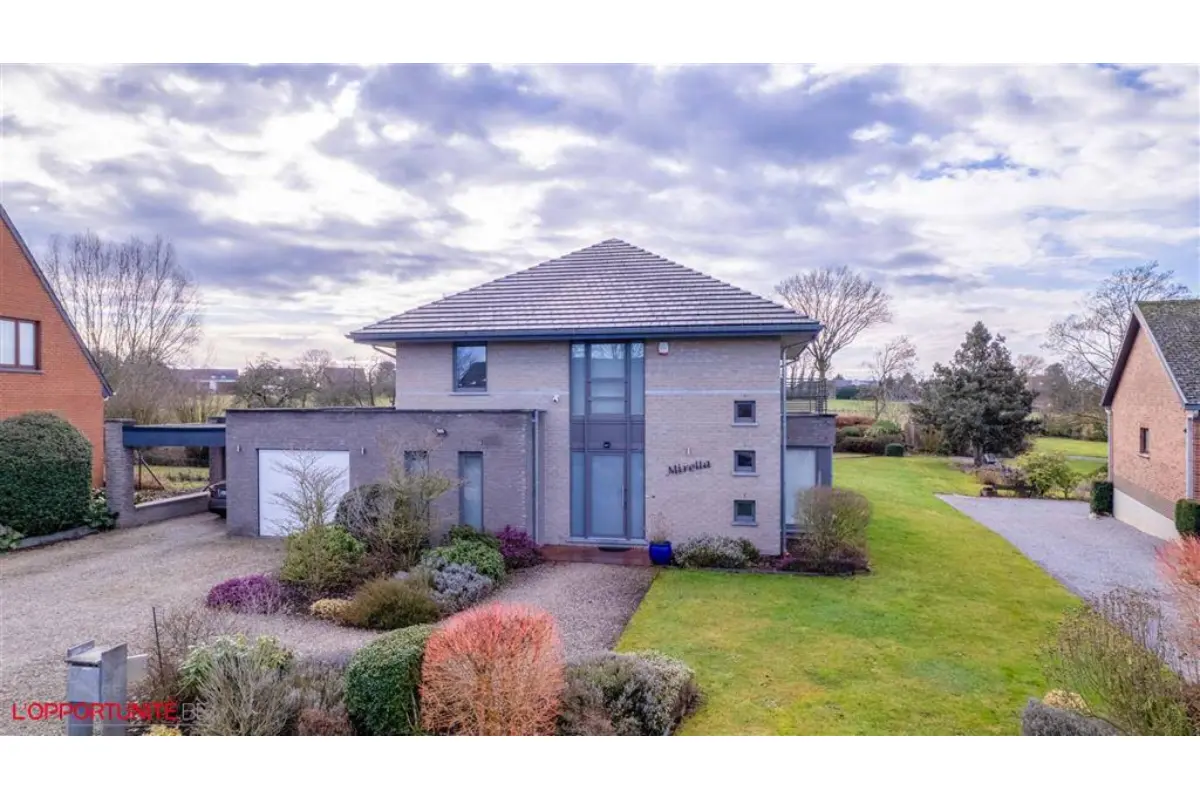 Maison à vendre à Gozée 6534 579000.00€ 4 chambres 180.00m² - annonce 692007