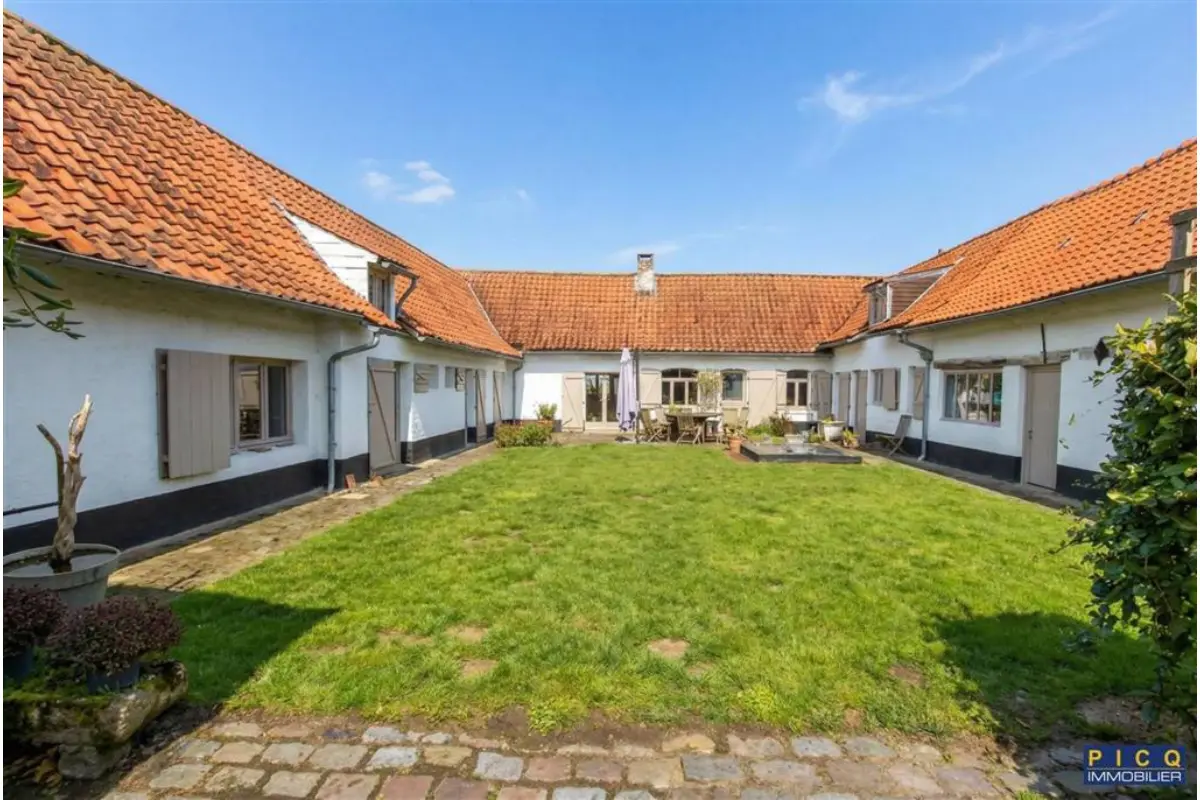 Maison à vendre à Esplechin 7502 465000.00€ 5 chambres m² - annonce 693481