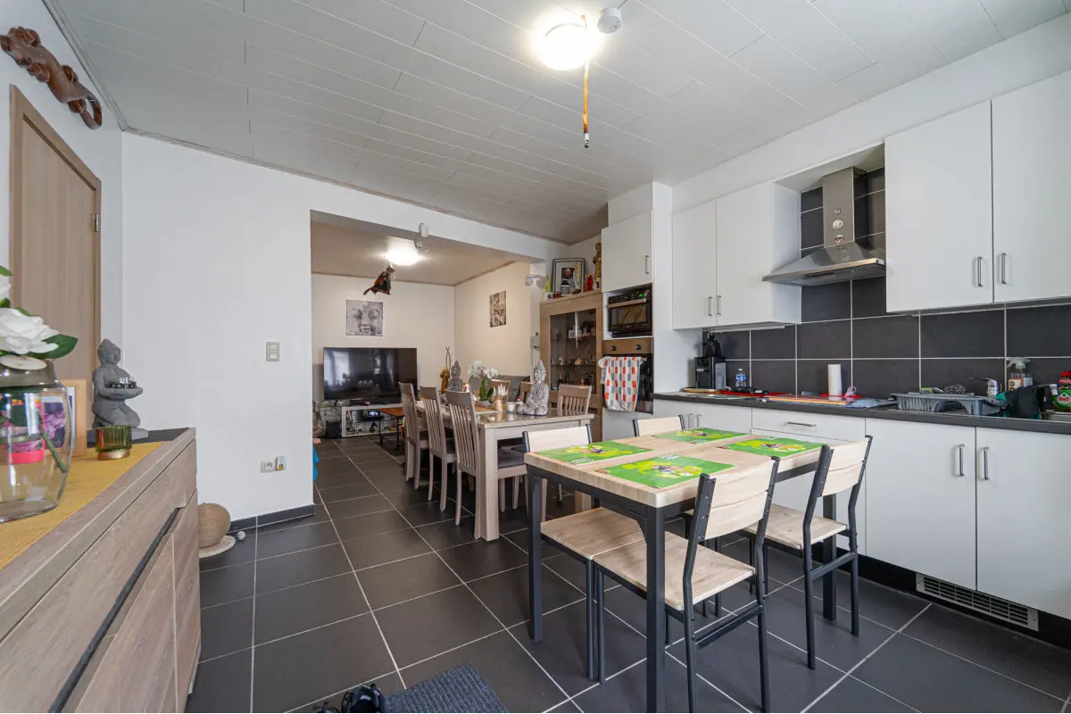 Maison à vendre à Châtelineau 6200 198000.00€ 3 chambres 120.00m² - annonce 692939