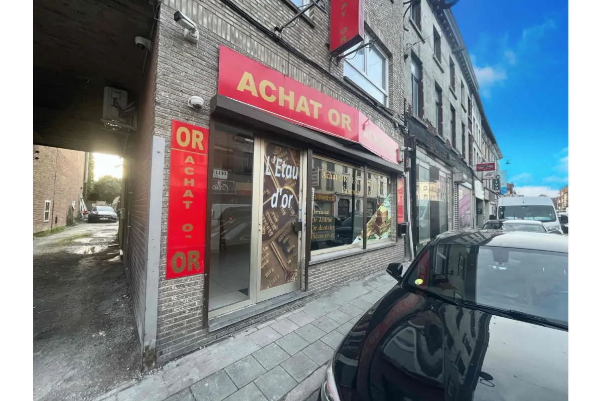 Commerce à louer à Gilly 6060 685.00€  chambres m² - annonce 695427