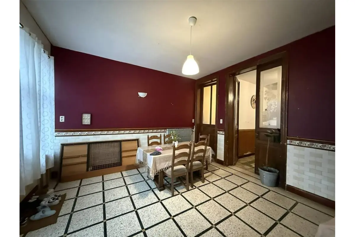 Maison à vendre à Leuze-en-Hainaut 7900 125000.00€ 4 chambres 217.00m² - annonce 695151