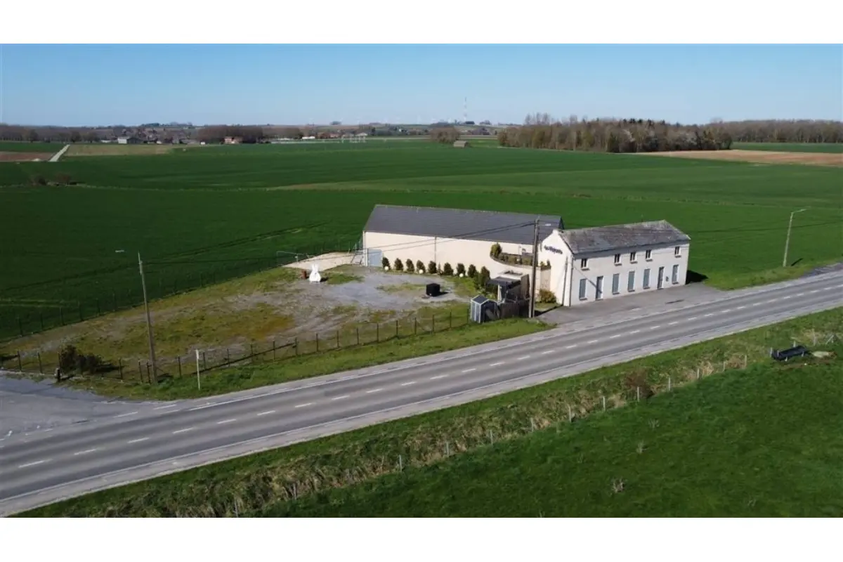 Commerce à  à Rumes 7610 489000.00€ 4 chambres 600.00m² - annonce 694947