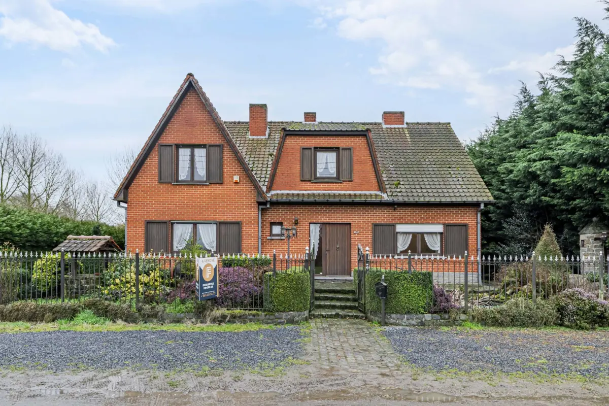 Maison à vendre à Baisieux 7380 490000.00€ 4 chambres 330.00m² - annonce 695363