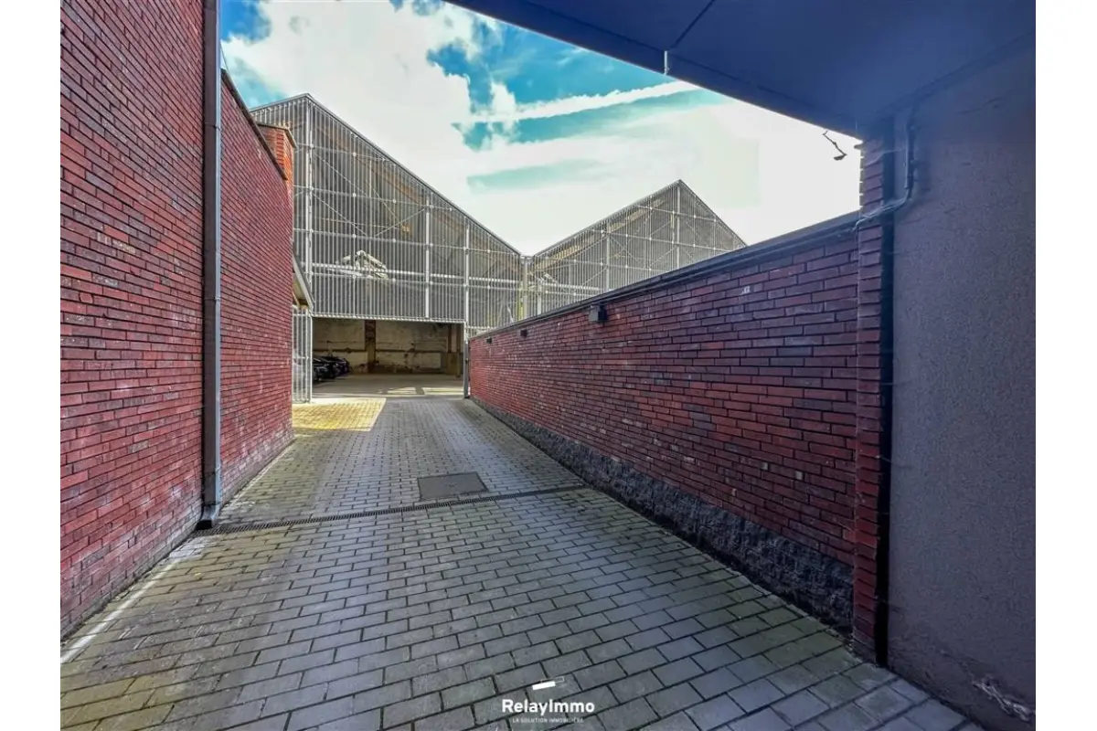 Parking à louer à Tournai 7500 65.00€  chambres m² - annonce 695374