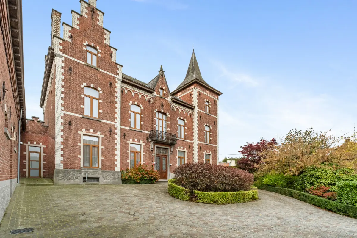 Maison de maître à vendre à Ellezelles 7890 745000.00€ 6 chambres 550.00m² - annonce 695433