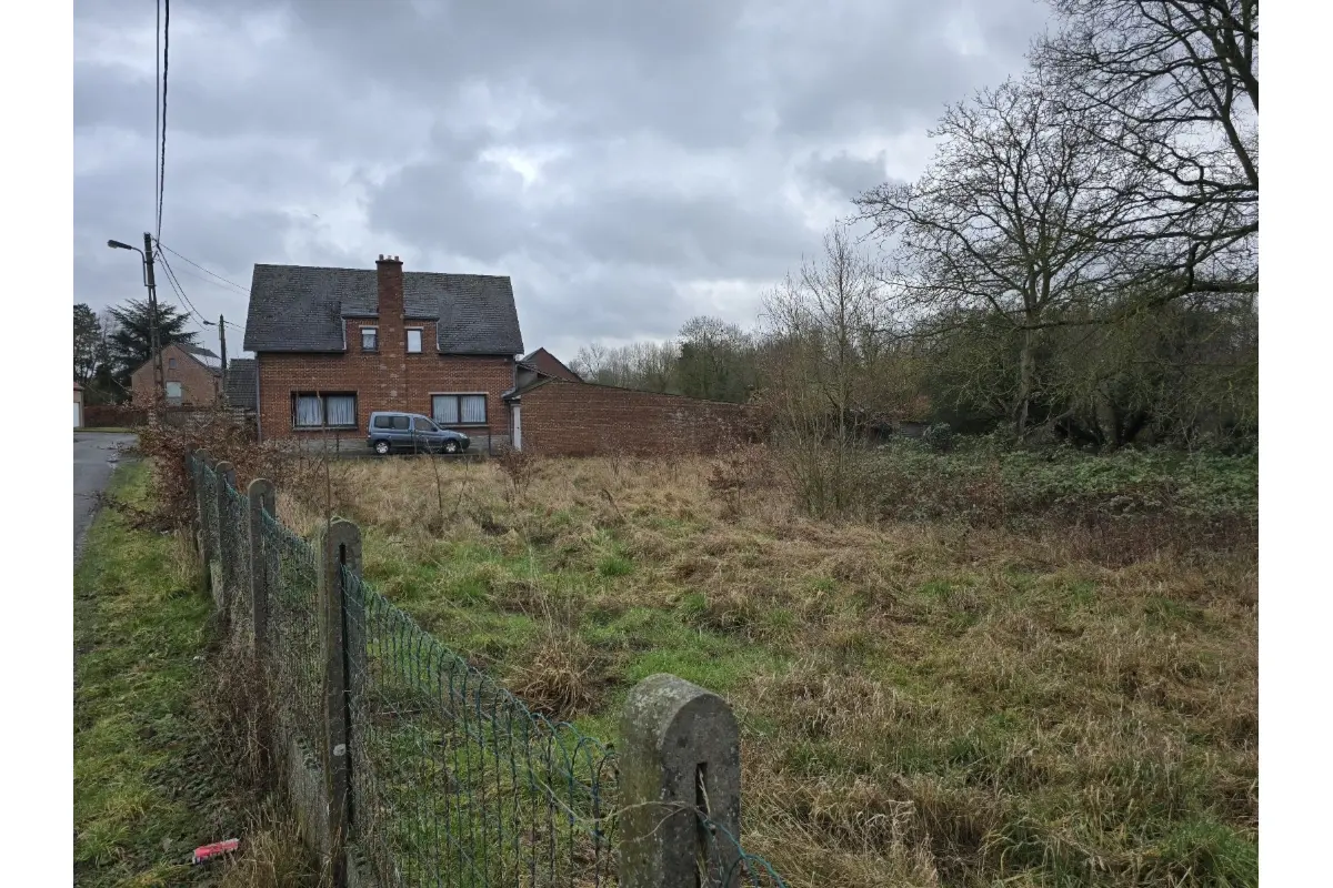 Terrain à bâtir à vendre à Laplaigne 7622 185000.00€  chambres m² - annonce 694803