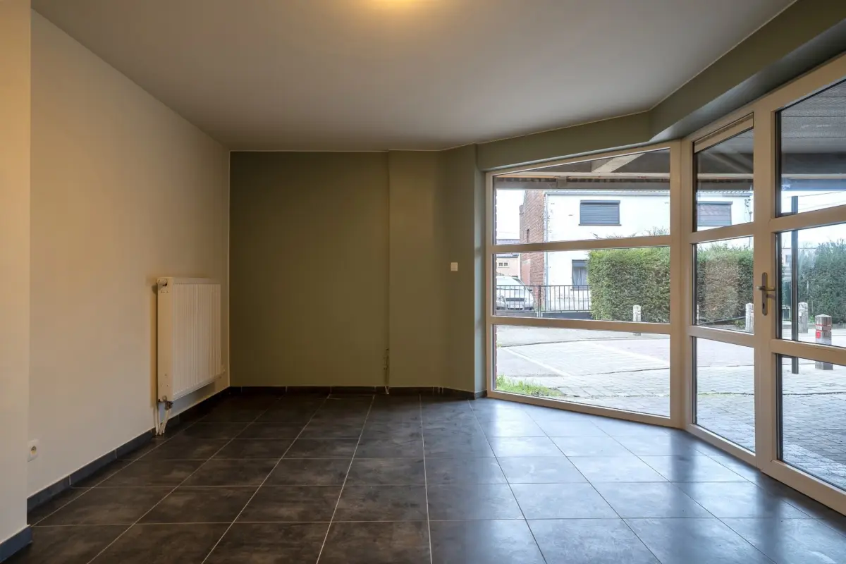 Commerce à louer à Mons 7000 600.00€  chambres 50.00m² - annonce 696609