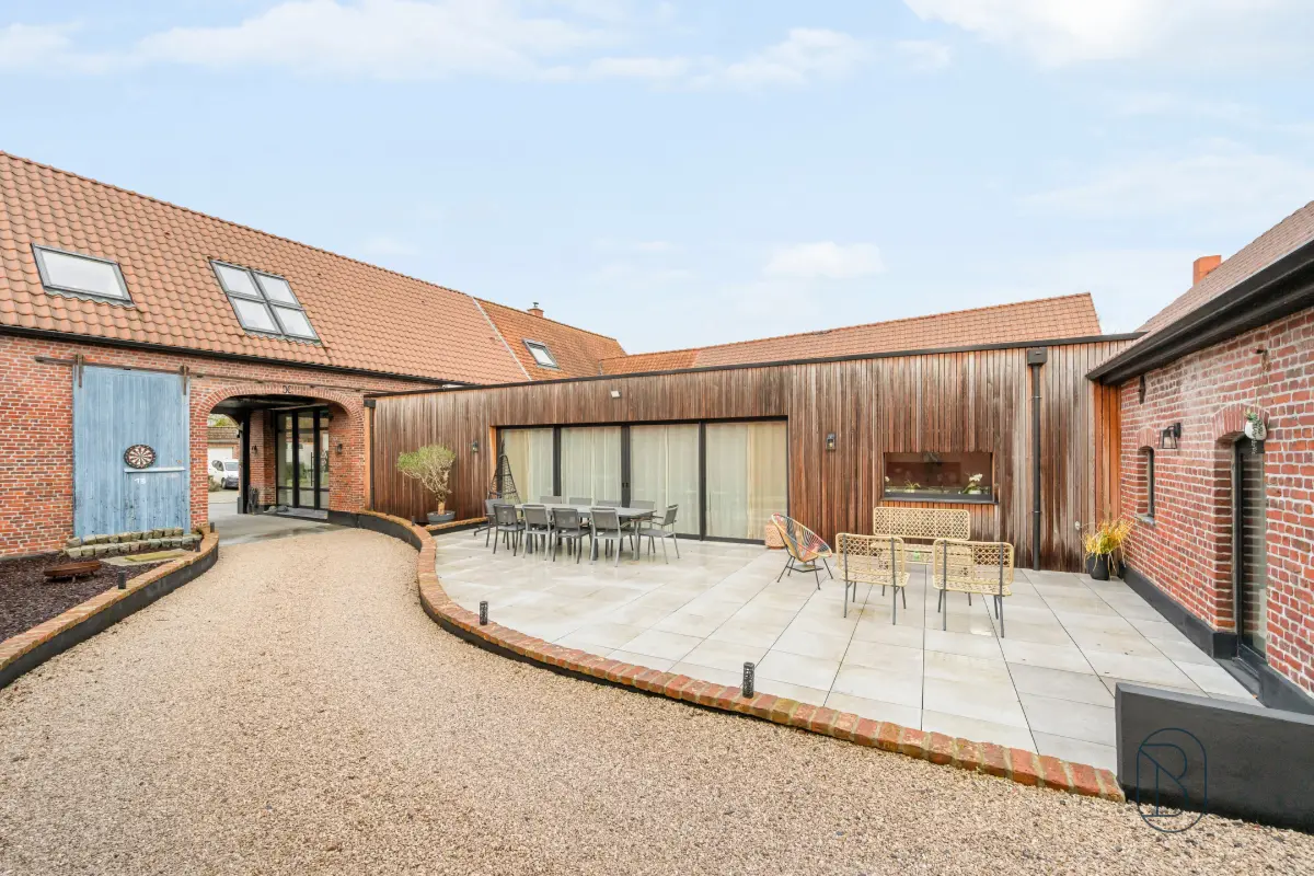 Maison à vendre à Lamain 7522 759000.00€ 4 chambres 325.00m² - annonce 698210