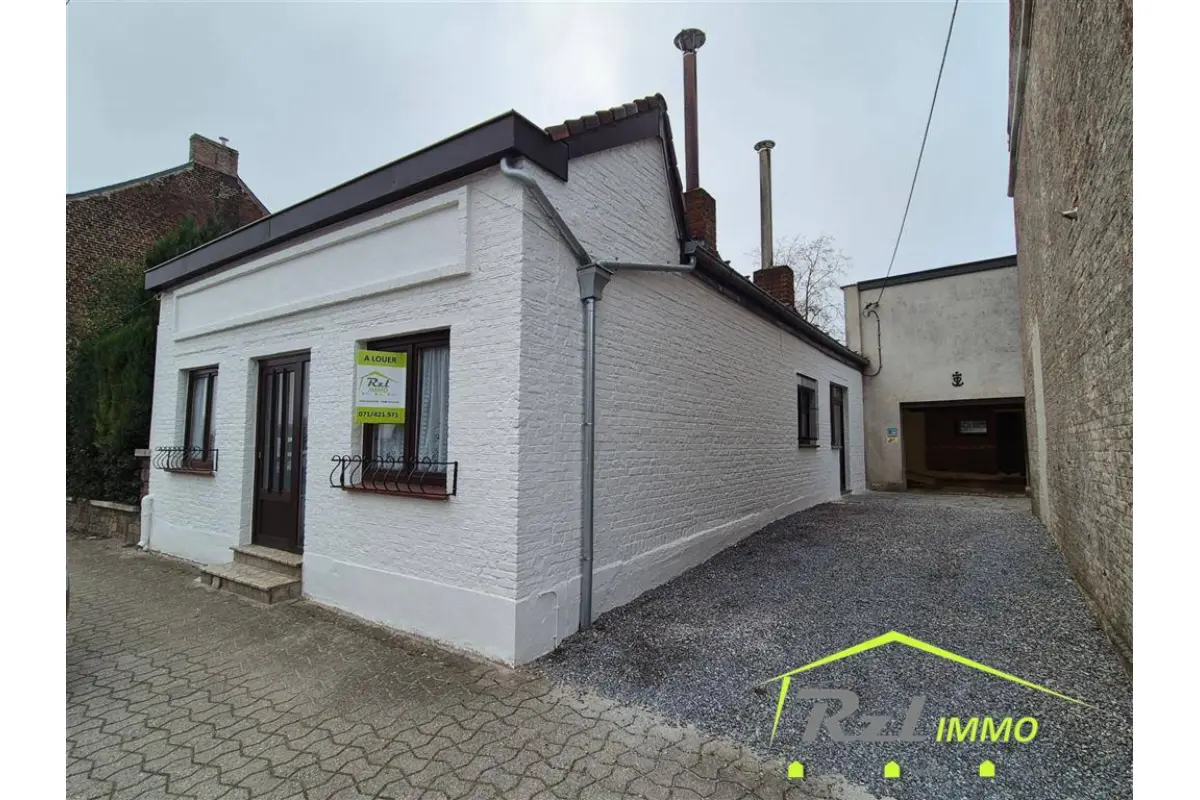 Maison à louer à Mont-sur-Marchienne 6032 1000.00€ 1 chambres 70.00m² - annonce 796026
