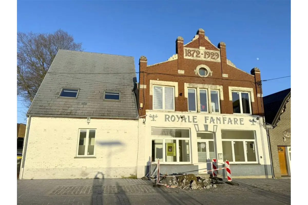Immeuble de rapport - Immeuble à appartement à vendre à Genly 7040 325000.00€ 3 chambres 252.00m² - annonce 698055