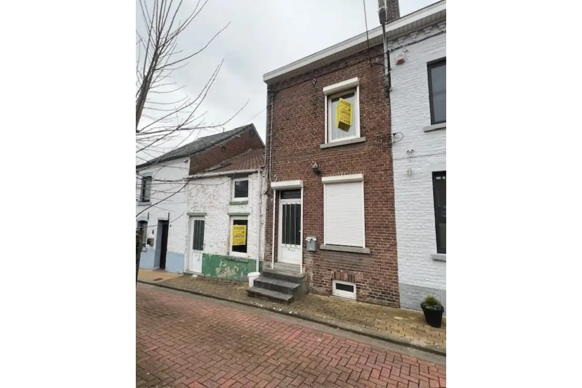 Maison à vendre à Chapelle-lez-Herlaimont 7160 104500.00€ 3 chambres 134.00m² - annonce 699254