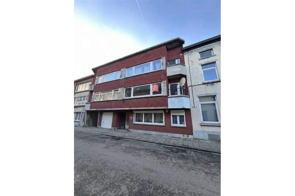 Appartement à vendre à Charleroi 6000 99000.00€ 2 chambres 87.00m² - annonce 698556