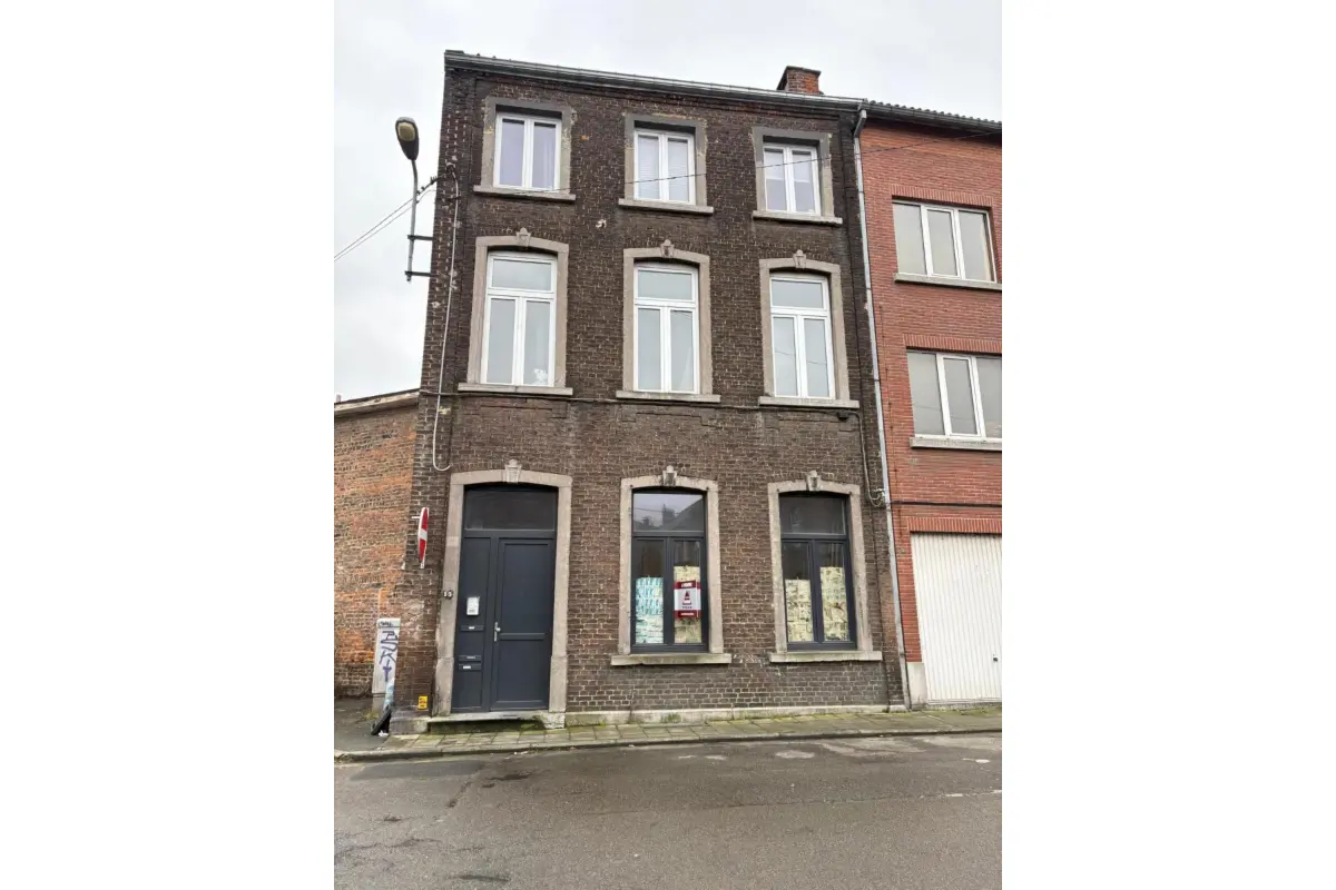 Immeuble de rapport - Immeuble à appartement à vendre à Marcinelle 6001 279000.00€ 5 chambres m² - annonce 699870