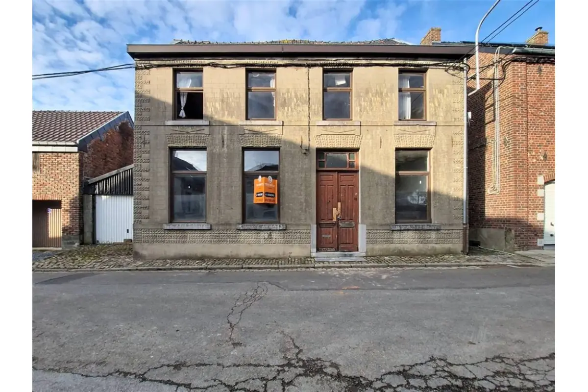 Maison à vendre à Grand-Reng 6560 95000.00€ 3 chambres 206.00m² - annonce 700501