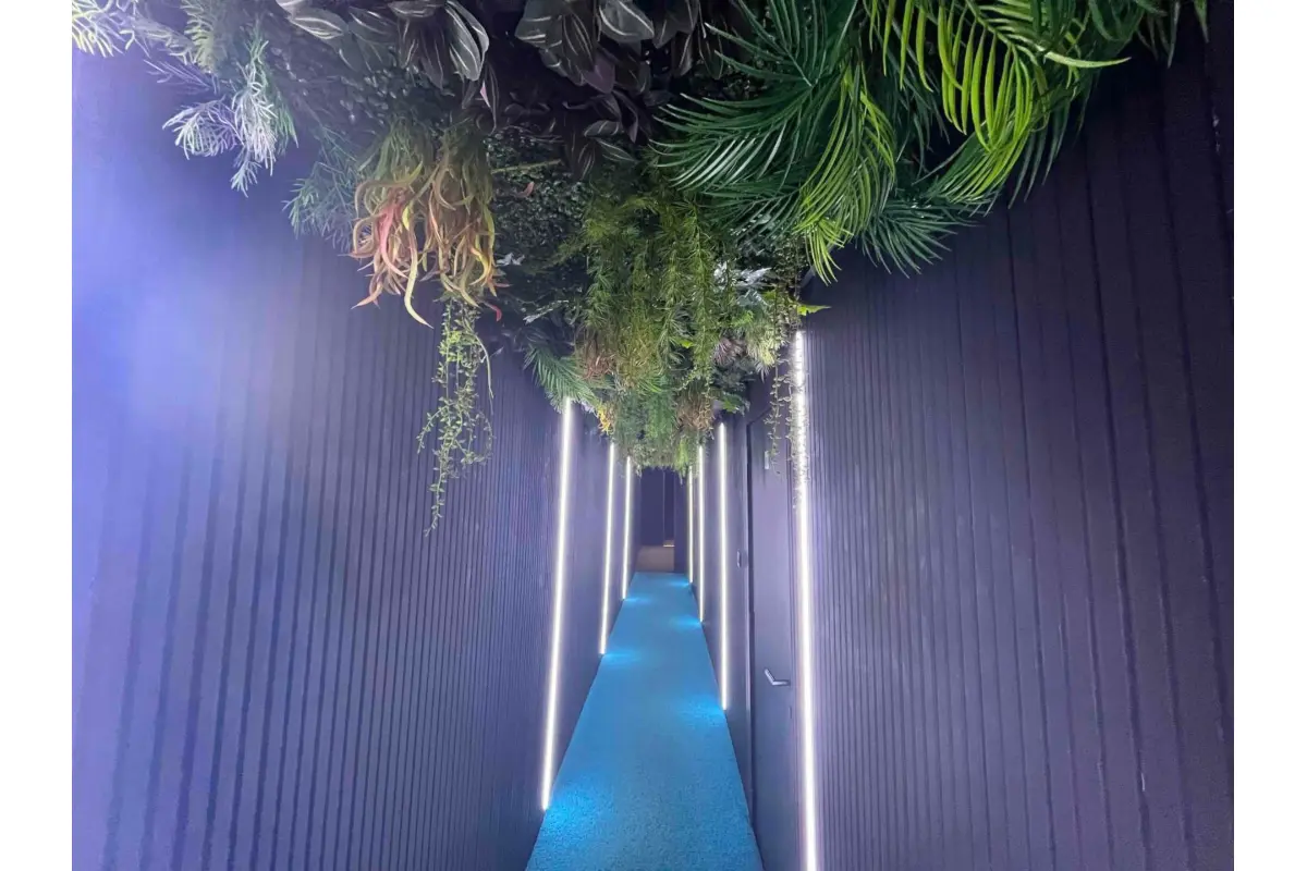 Commerce à vendre à Gilly 6060 230000.00€  chambres 450.00m² - annonce 701721