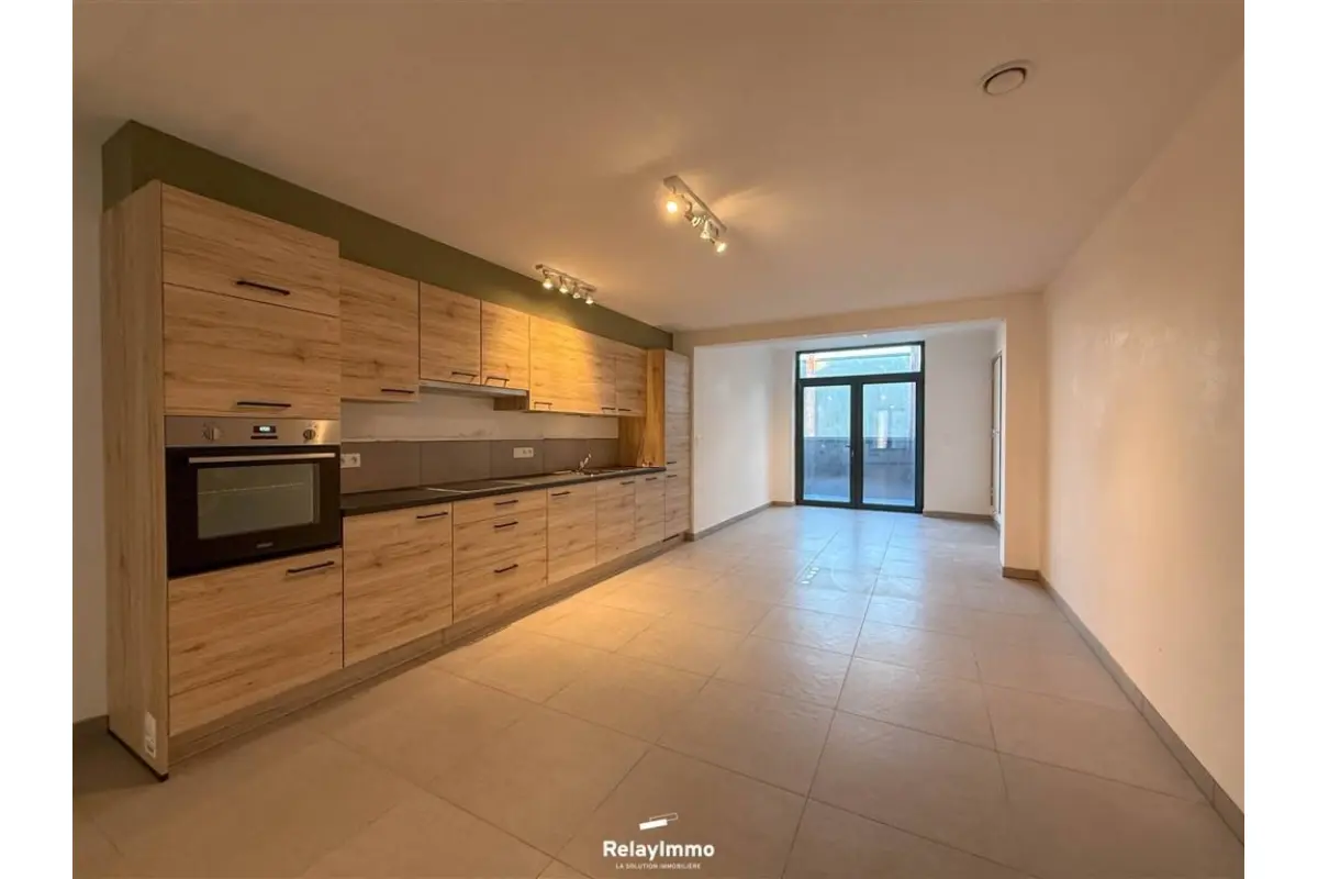 Appartement à  à Tournai 7500 900.00€ 2 chambres 110.00m² - annonce 702032