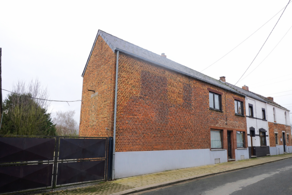 Maison à vendre à Saint-Amand 6221 259000.00€ 4 chambres 138.00m² - annonce 701826