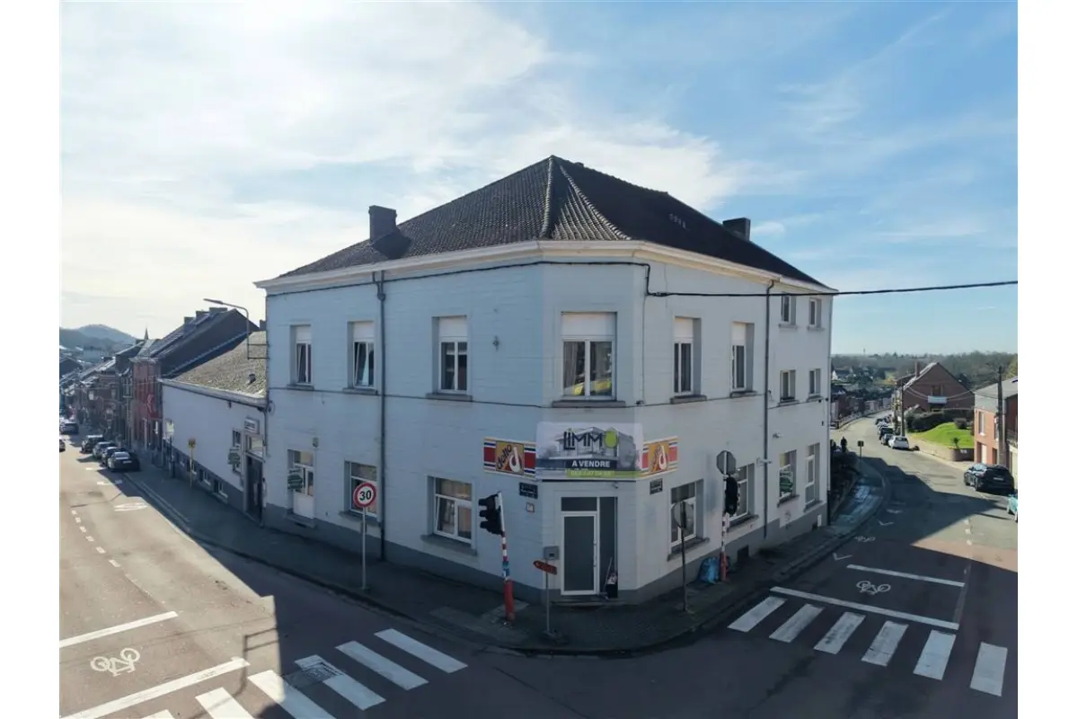 Commerce à vendre à Houdeng-Aimeries 7110 850000.00€ 15 chambres m² - annonce 702600