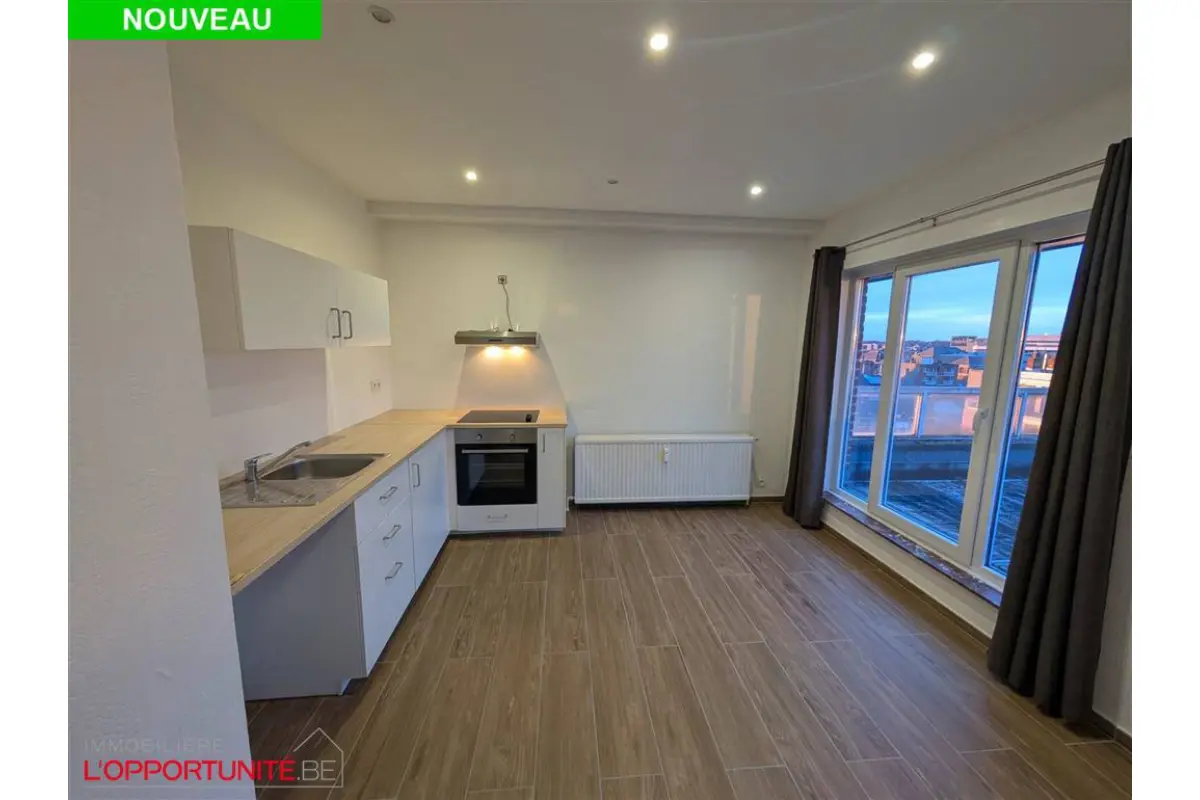 Appartement à  à Charleroi 6000 690.00€  chambres 46.00m² - annonce 703737
