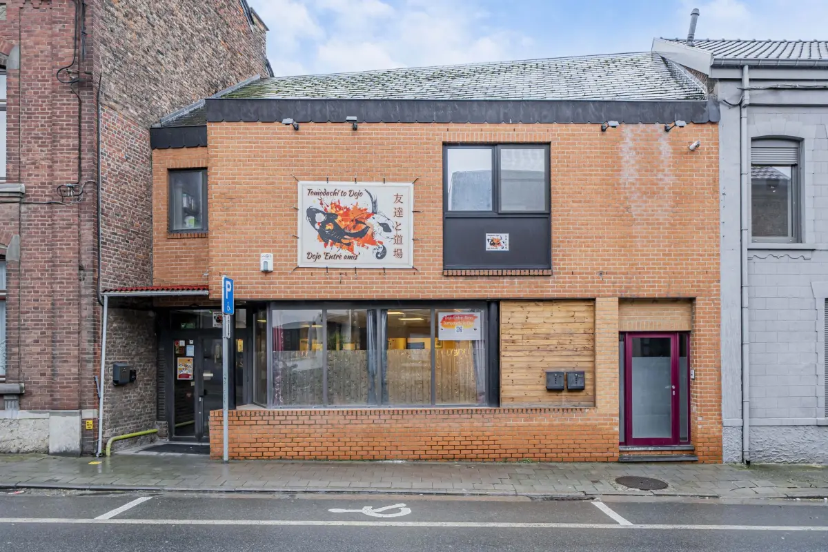 Immeuble mixte à vendre à Bouffioulx 6200 800000.00€ 6 chambres 158.00m² - annonce 703608