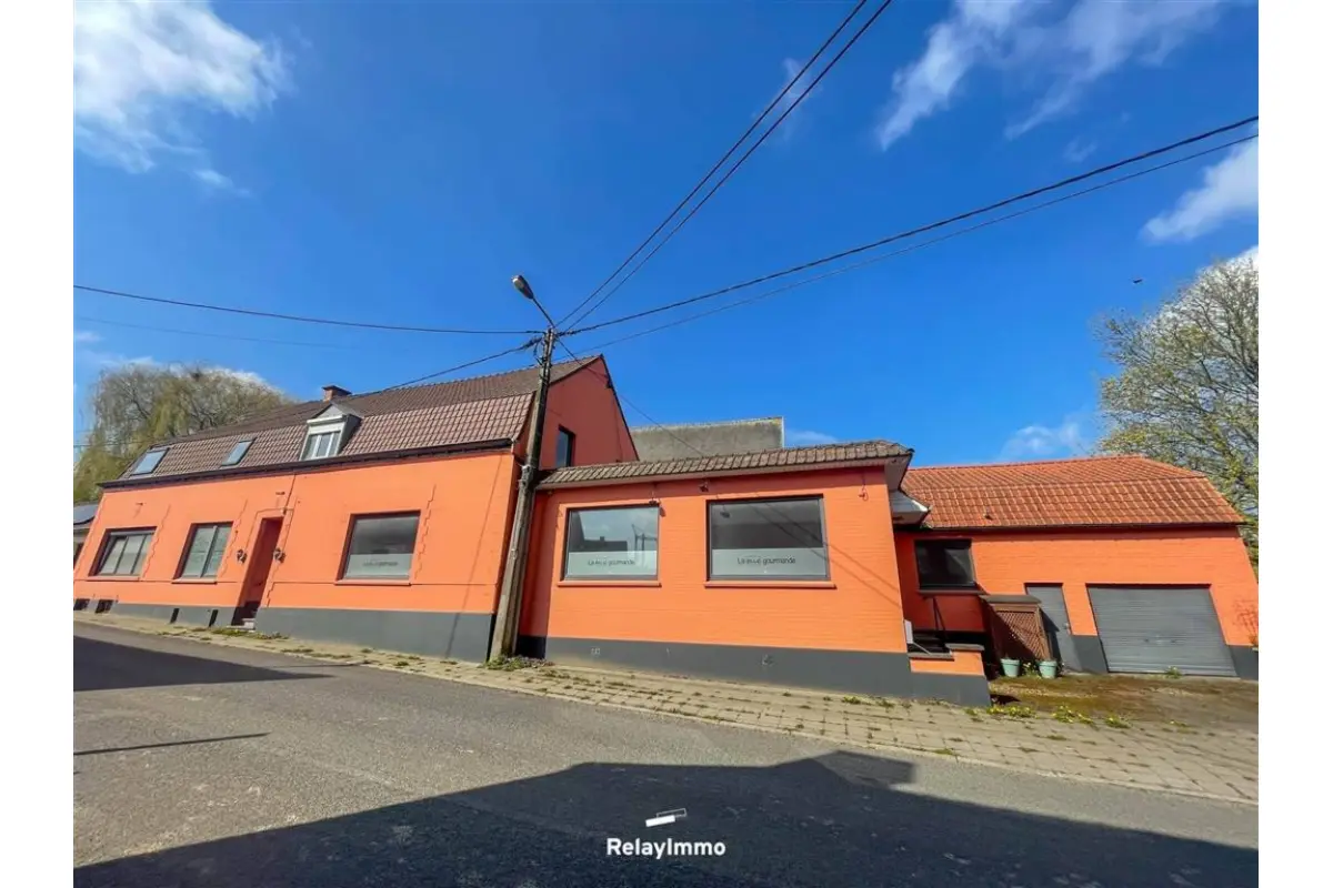 Immeuble de rapport - Immeuble à appartement à vendre à Lamain 7522 450000.00€ 3 chambres 245.00m² - annonce 703000
