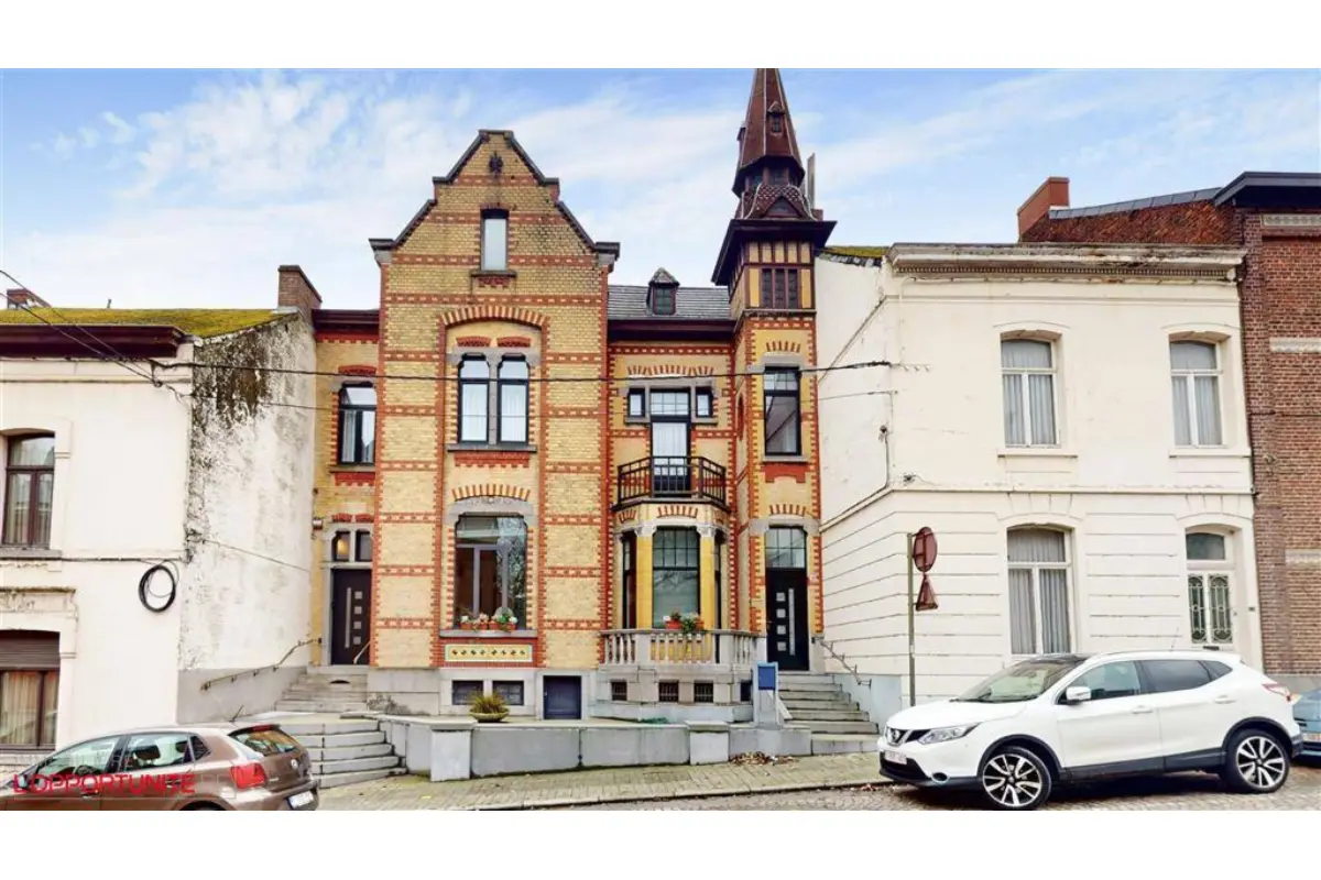 Maison à vendre à Morlanwelz-Mariemont 7140 299000.00€ 5 chambres 260.00m² - annonce 703567