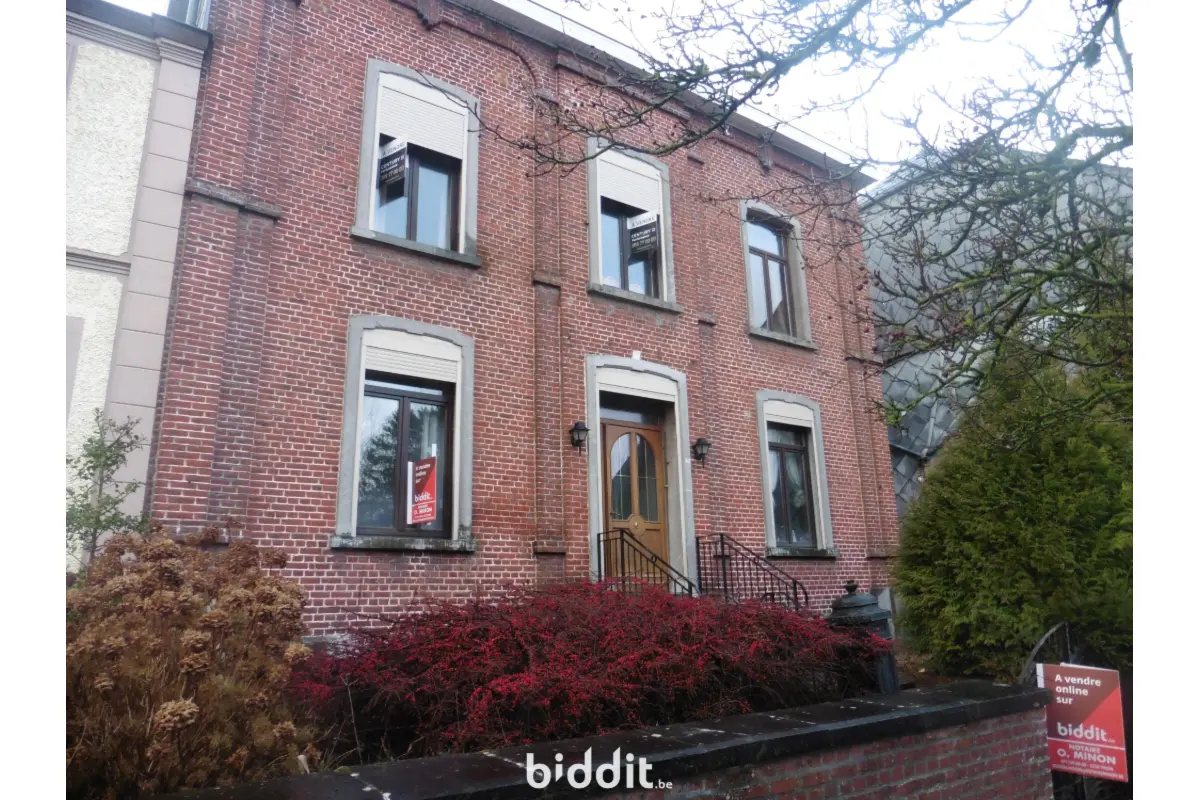 Maison à vendre à Momignies 6590 59000.00€ 5 chambres m² - annonce 703322