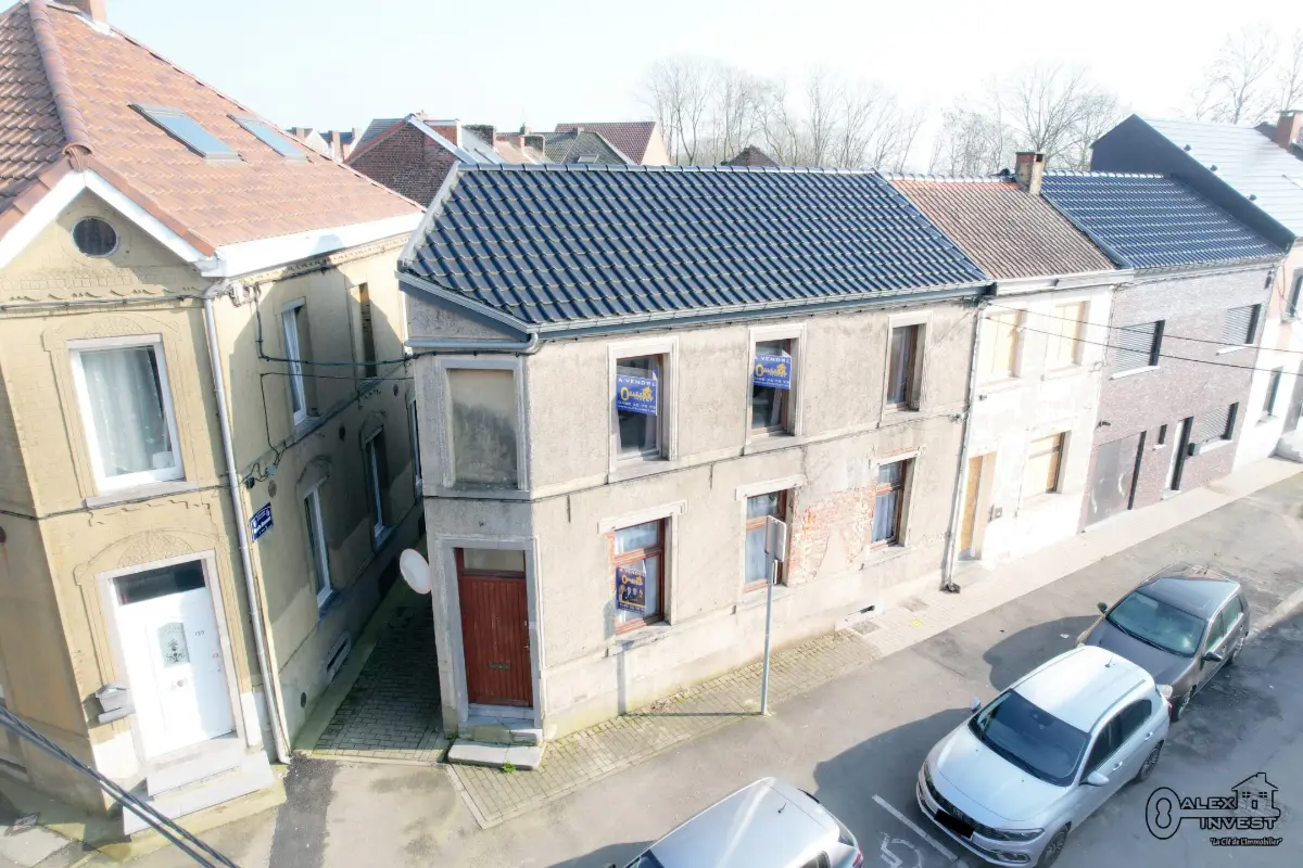 Maison à vendre à Houdeng-Goegnies 7110 69000.00€ 3 chambres 113.00m² - annonce 703621
