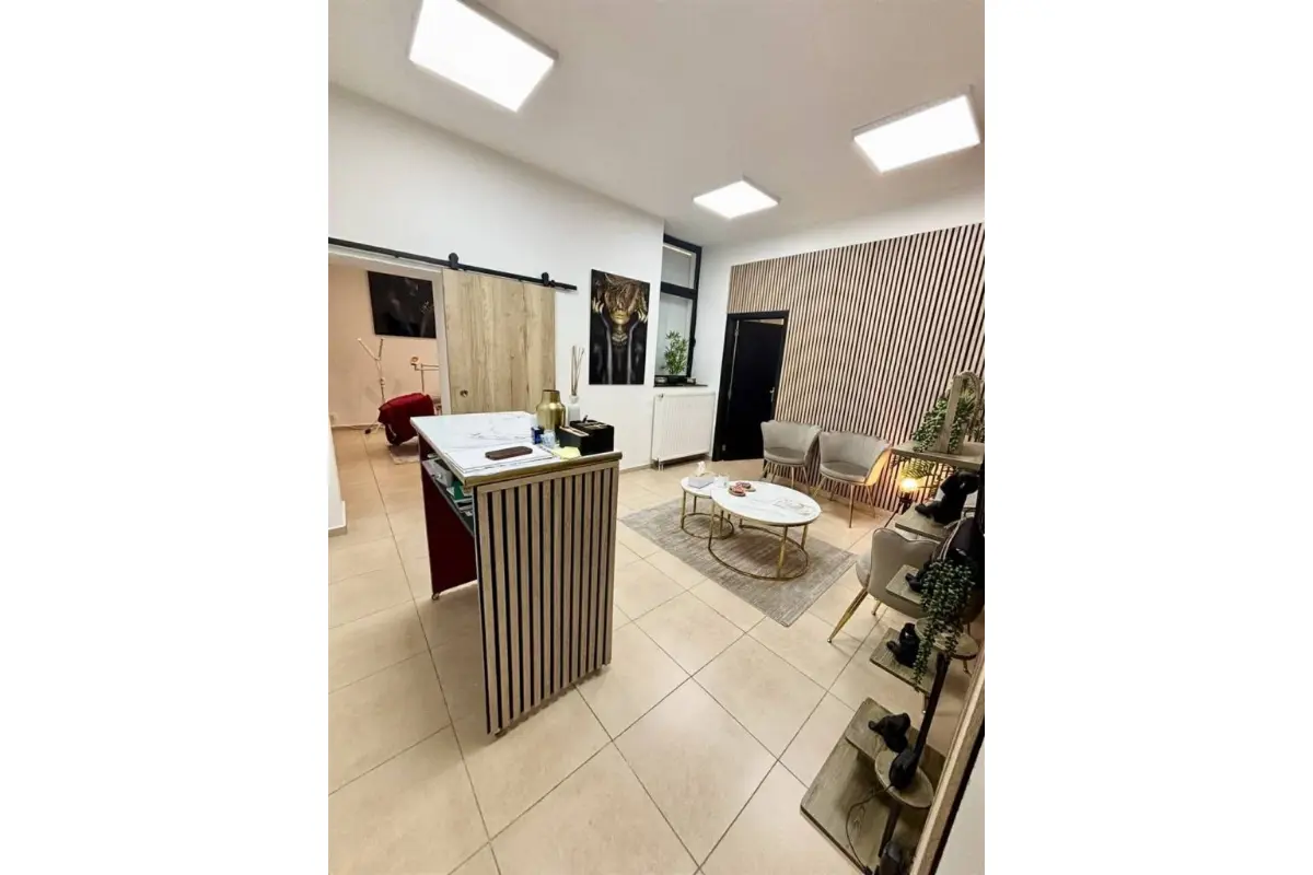 Commerce à vendre à Charleroi 6000 25000.00€  chambres 60.00m² - annonce 704052