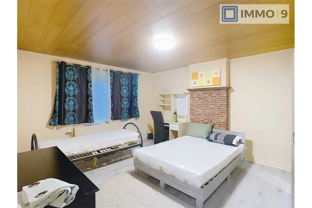 Duplex à louer à Charleroi 6000 450.00€ 4 chambres 97.00m² - annonce 704025