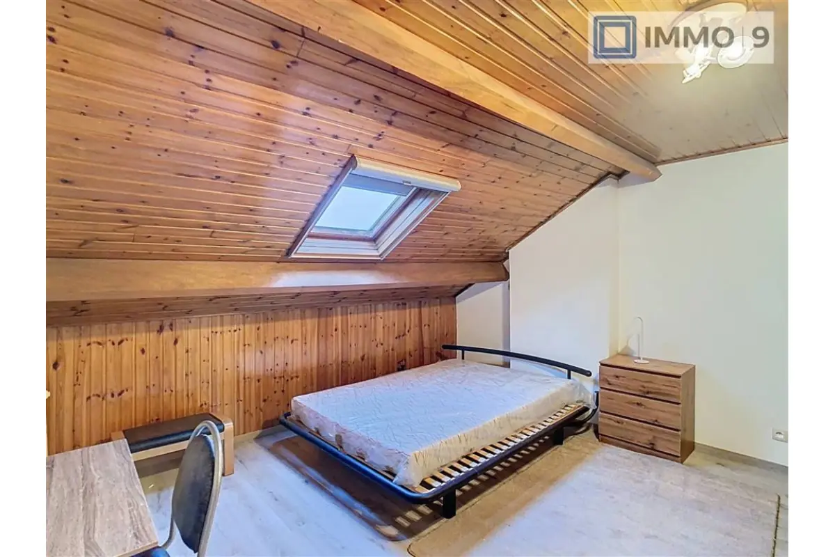 Duplex à louer à Charleroi 6000 480.00€ 4 chambres 97.00m² - annonce 704023