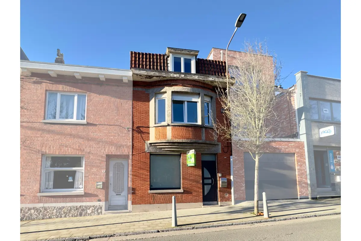 Maison à vendre à Mouscron 7700 219000.00€ 4 chambres 183.00m² - annonce 704140