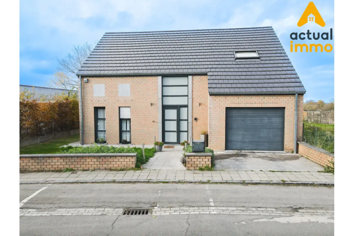 Maison à vendre à La Louvière 7100 405000.00€ 5 chambres m² - annonce 705495