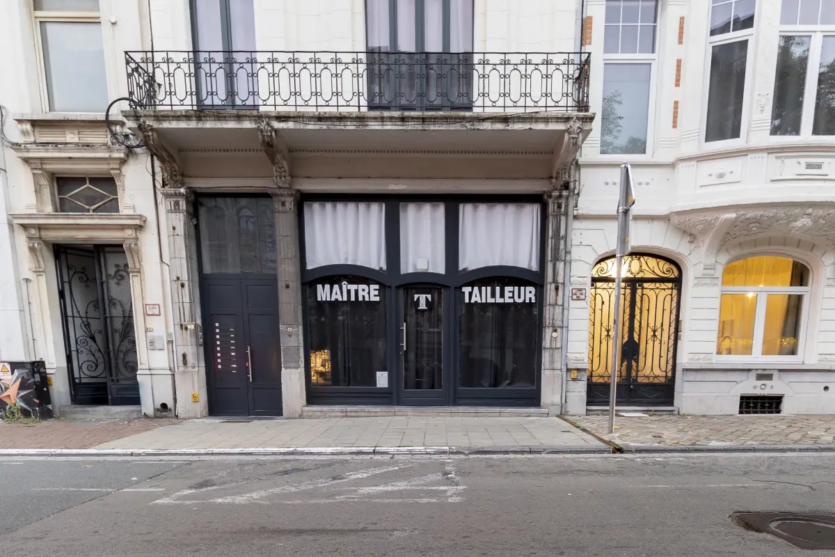 Commerce à vendre à Charleroi 6000 95000.00€  chambres 66.00m² - annonce 706308