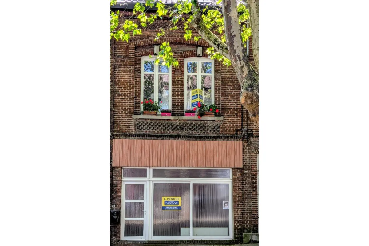 Maison à vendre à Monceau-sur-Sambre 6031 150000.00€ 2 chambres m² - annonce 706065